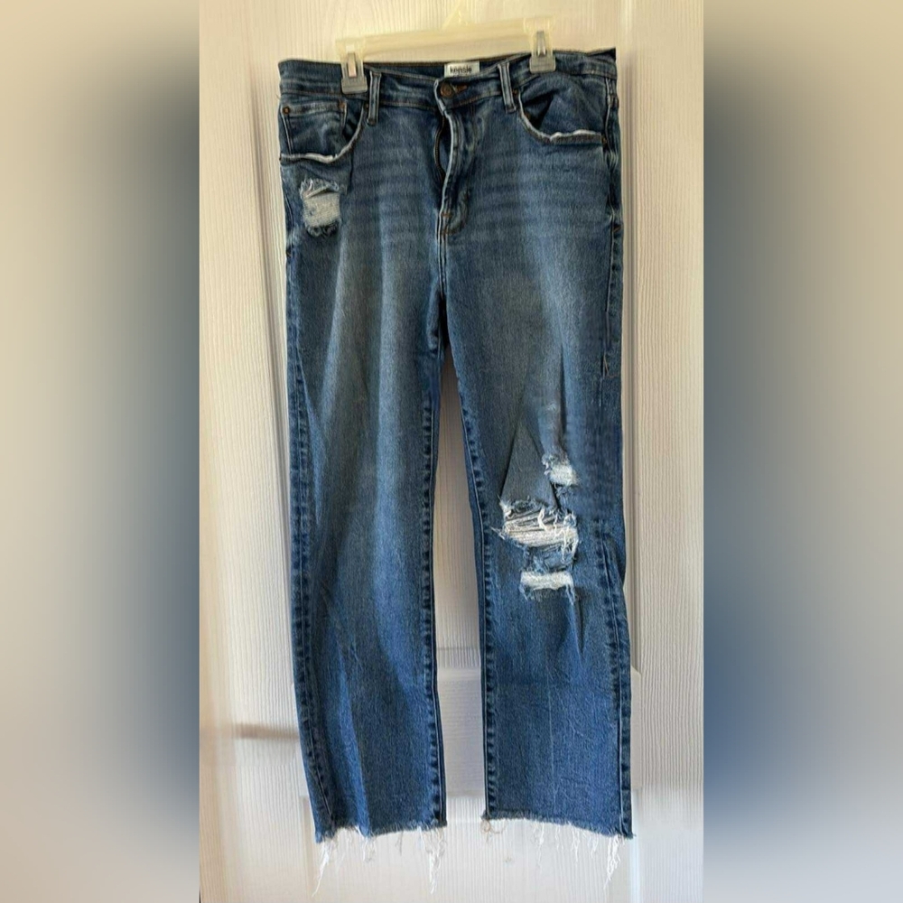 Kensie Women’s Boyfriend Jeans - Distressed Medium Blue